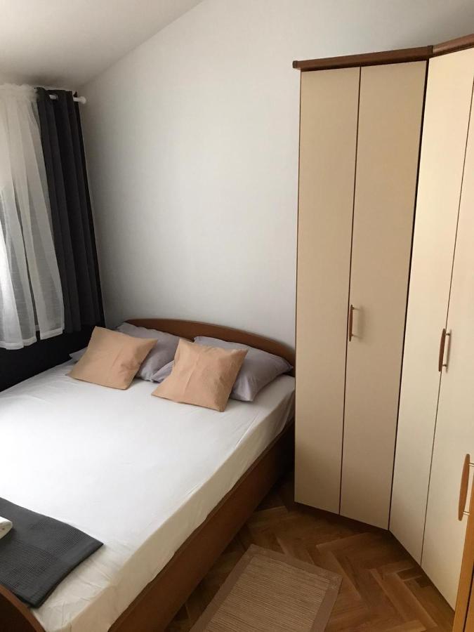 Apartman Jumic Malinska Eksteriør billede